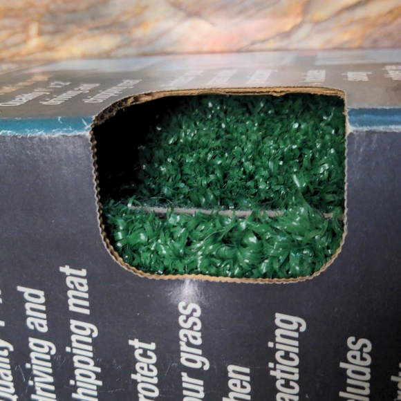 Golf Practice Driving/chipping Mat - Picture 1 of 3